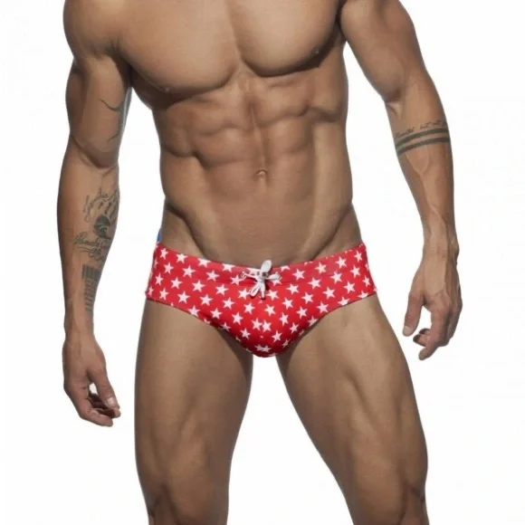Mens Quick-drying Stars-n-Strip Print Bathing Suit - Picture 2 of 4